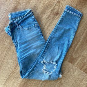 Women's Levi's 721 Distressed High Rise Skinny Size 25